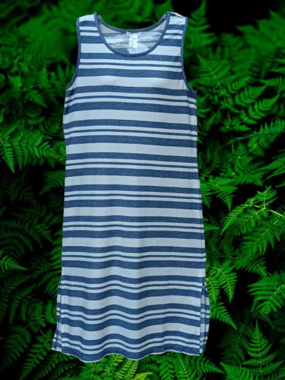 Matty M Side Slit Scoop Neck Tank Dress White Blue Stripe Size M - NEW WITH TAG